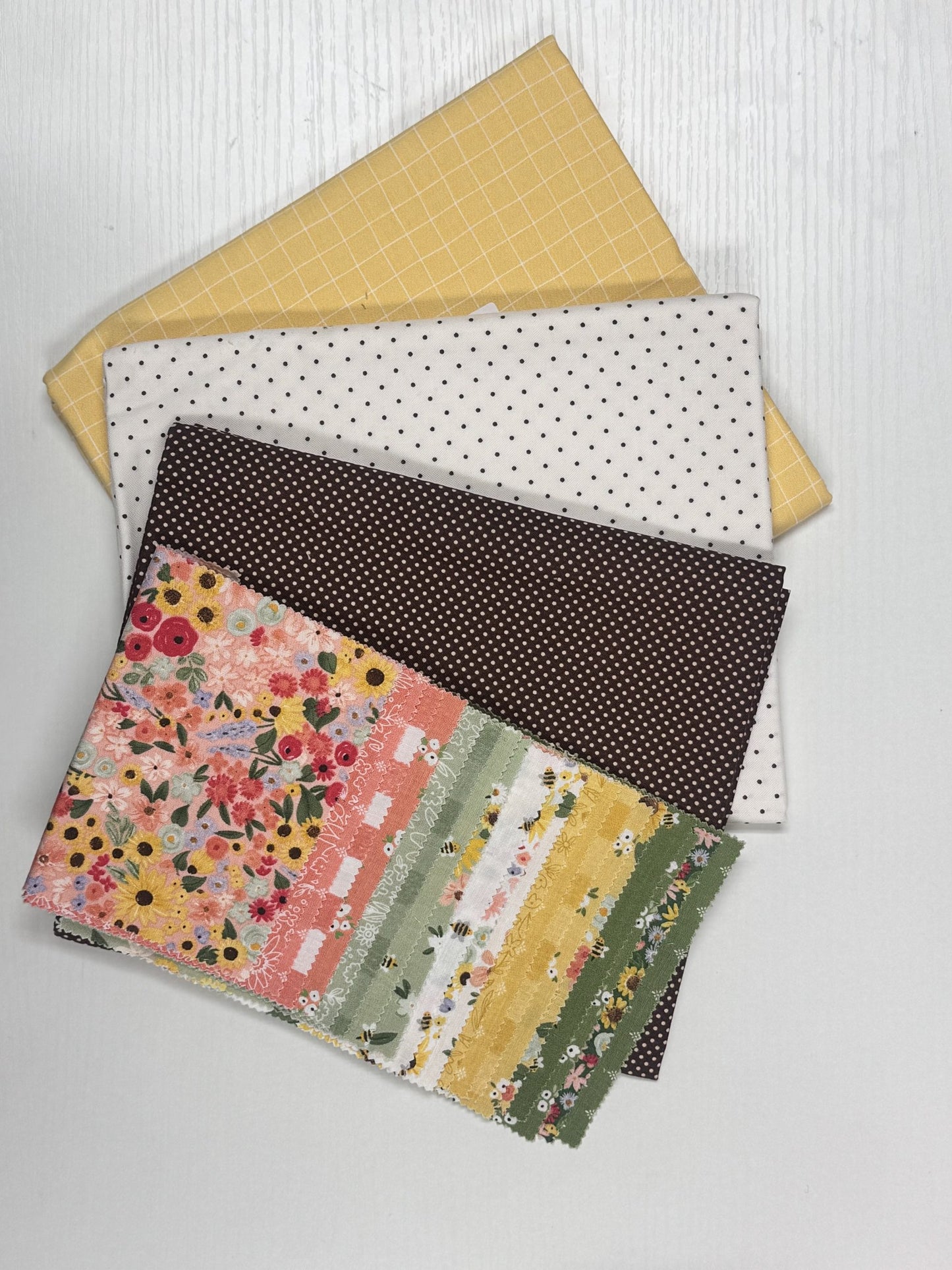 Cross My Heart Table Runner & Pillow Kit